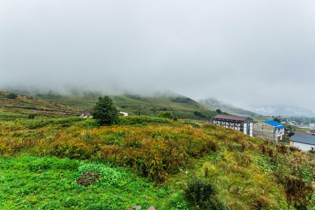 Good Inn Hotel Gudauri Eksteriør bilde